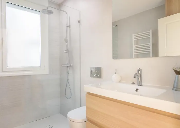 Апартаменти Modern Lovely House Guggenheim