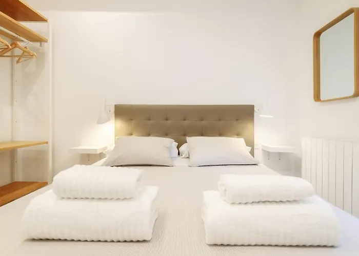 Modern Lovely House Guggenheim *