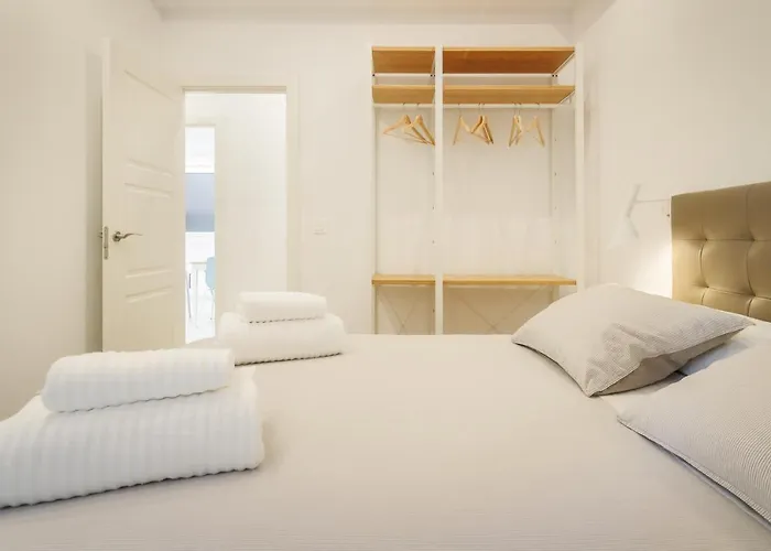 Modern Lovely House Guggenheim 公寓 *